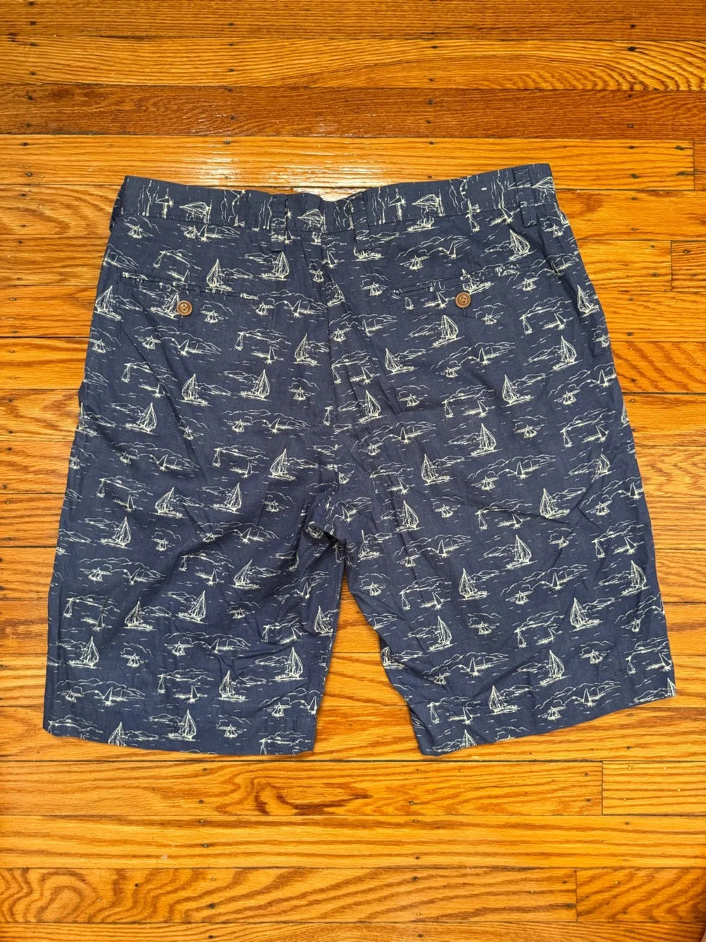 J. Crew 34W Navy Blue shorts with White Sailboat Motif